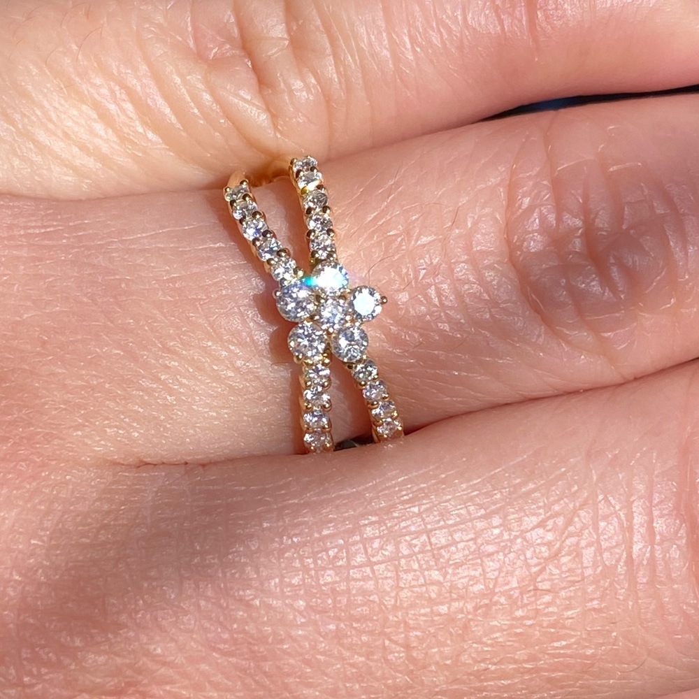 Ponte Vecchio .46 carat Diamond Ring 18k